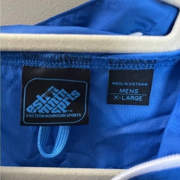 Mens Lightweight Eastern Mountain Sports Jacket - Picture 3 of 6